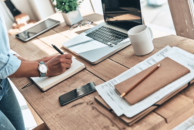 Productivity Hacks to Get More Done: Simple Tips for Everyday Efficiency
